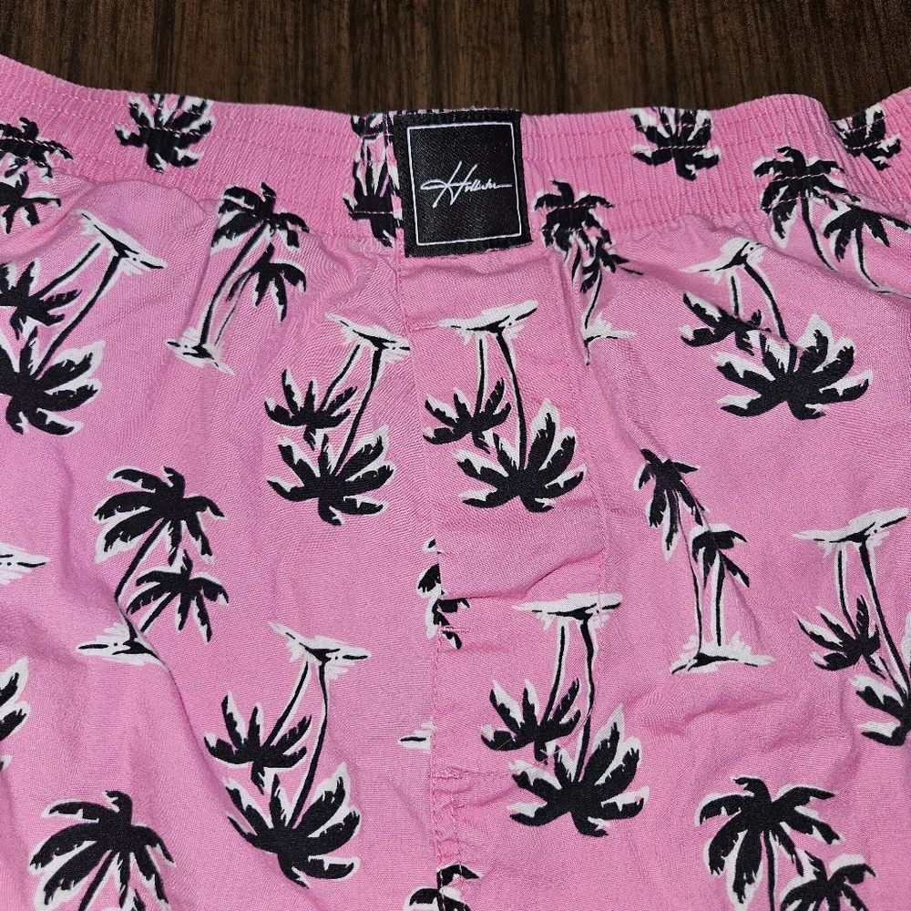 Unisex size XS 2 pairs of different colors Hollister boxers